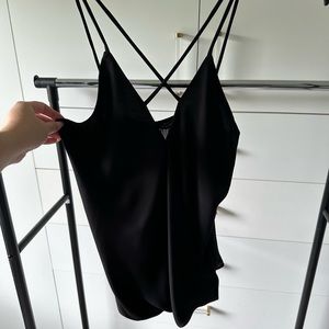 Black M fashion nova blouse